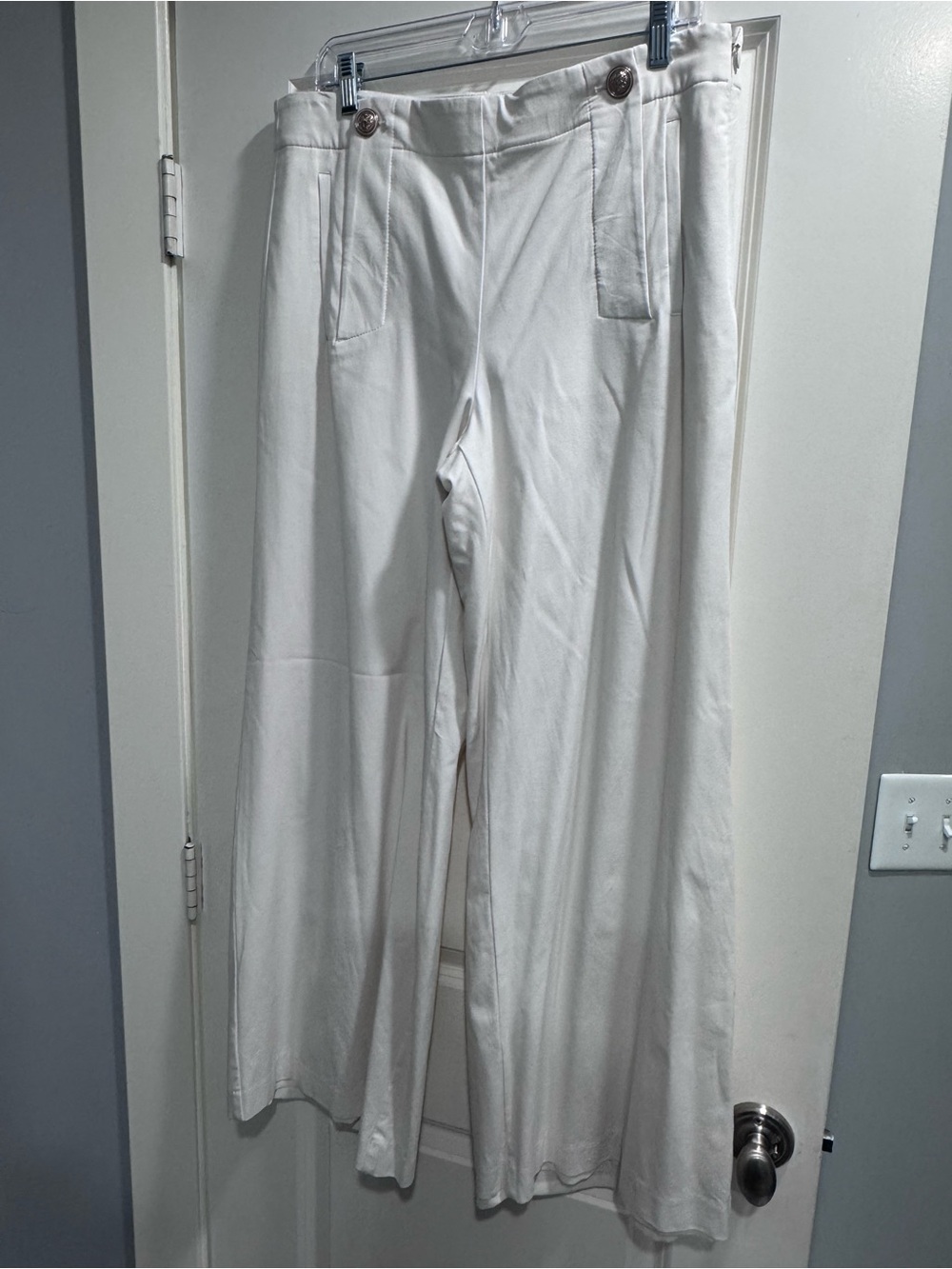 Ann Taylor Cream Wide-Leg Chinos with beautiful Button Details